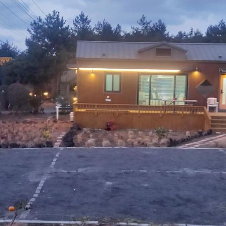 Hamdeok Pool Villa Pension Jeju Dış mekan fotoğraf